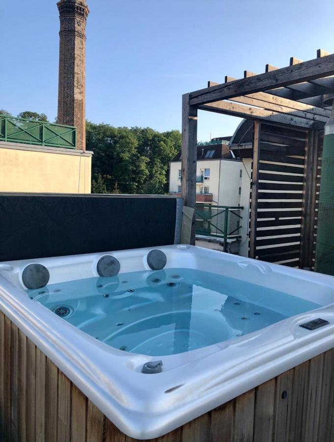 Romantic Studio With Jacuzzi Prague Exterior photo